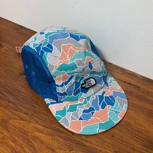 The North face 5 panel